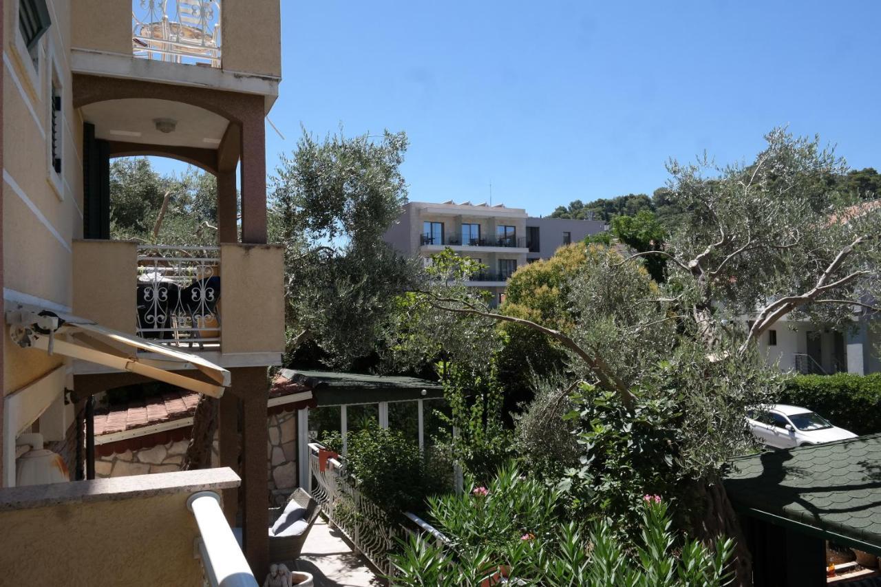 Kuca Radovic Hotel Petrovac Exterior photo