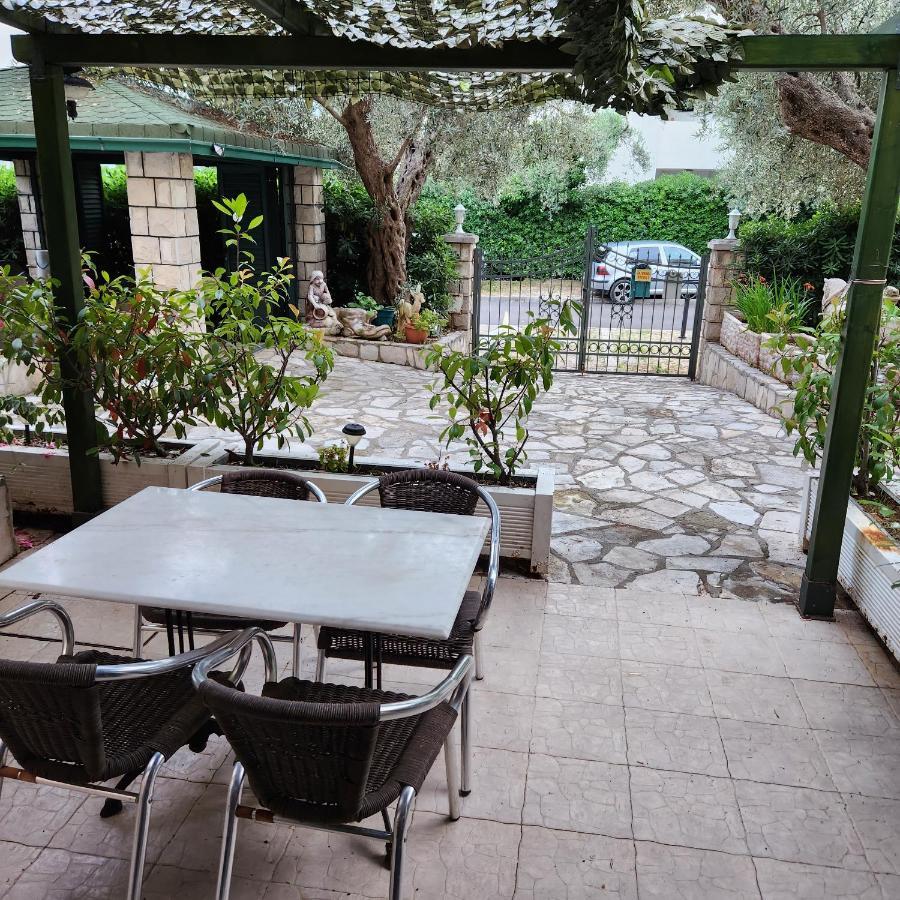 Kuca Radovic Hotel Petrovac Exterior photo
